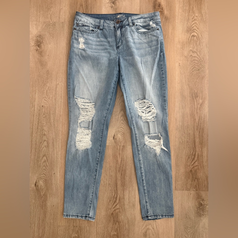 Rewash Light Wash Distressed Skinny Jeans
